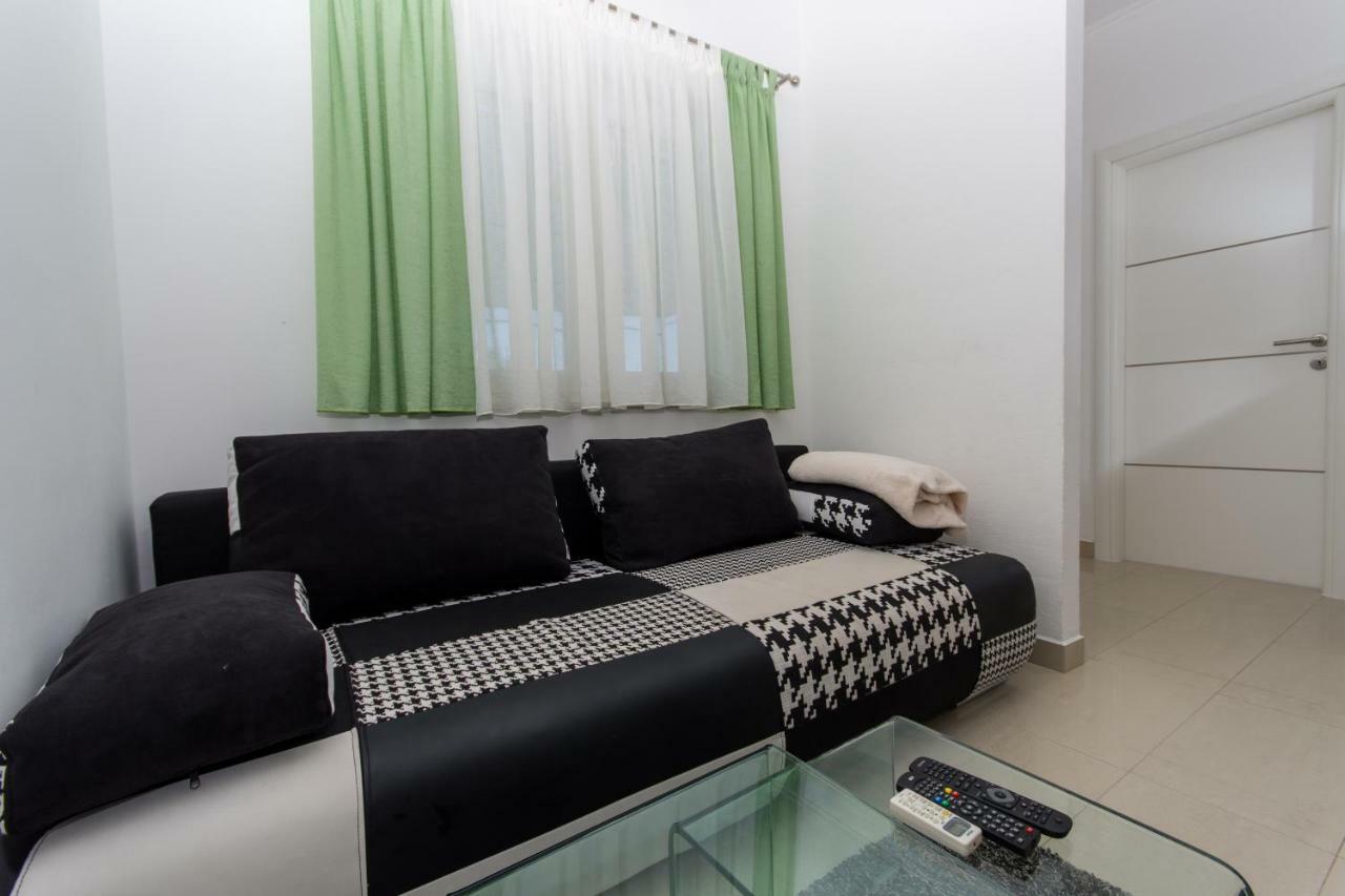 Apartmani Zana Okrug Gornji Luaran gambar